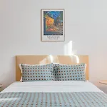 Loft 77 | Historic Centre アパート